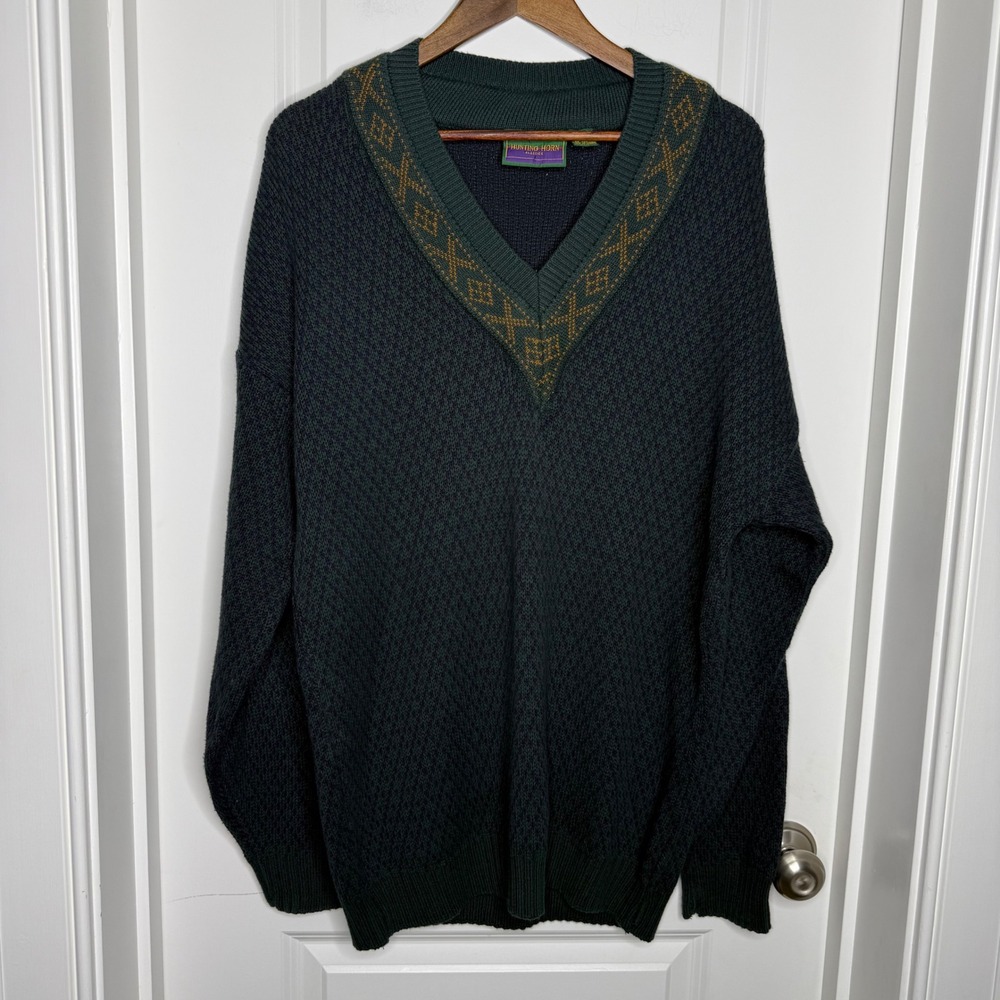 Hunting Horn Classics Men's V Neck Sweater M Green Tan Vintage Geometric Pattern - Picture 2 of 7